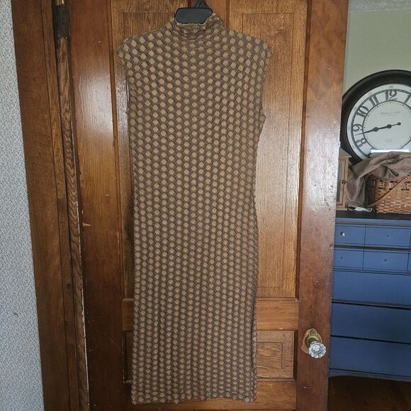 Zara Stretchy Waffle Knit BROWN Midi DRESS Womens MEDIUM - Picture 1 of 7